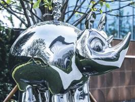 不銹鋼動(dòng)物雕塑