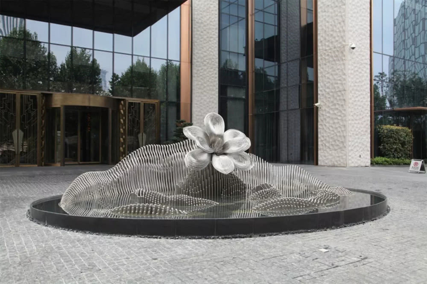 上海萬達(dá)瑞華酒店不銹鋼雕塑