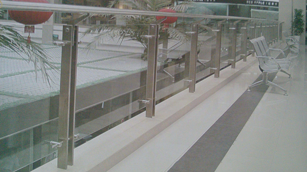 不銹鋼立柱欄桿 不銹鋼立柱欄桿